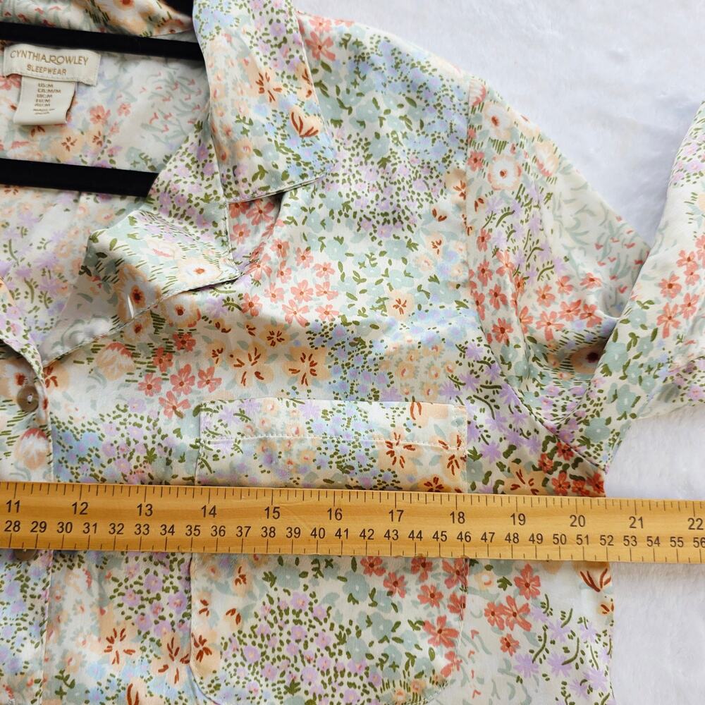 Cynthia Rowley Sleepwear Pajama Top Medium Floral Satin Button Up Cottage Pastel - Picture 10 of 10